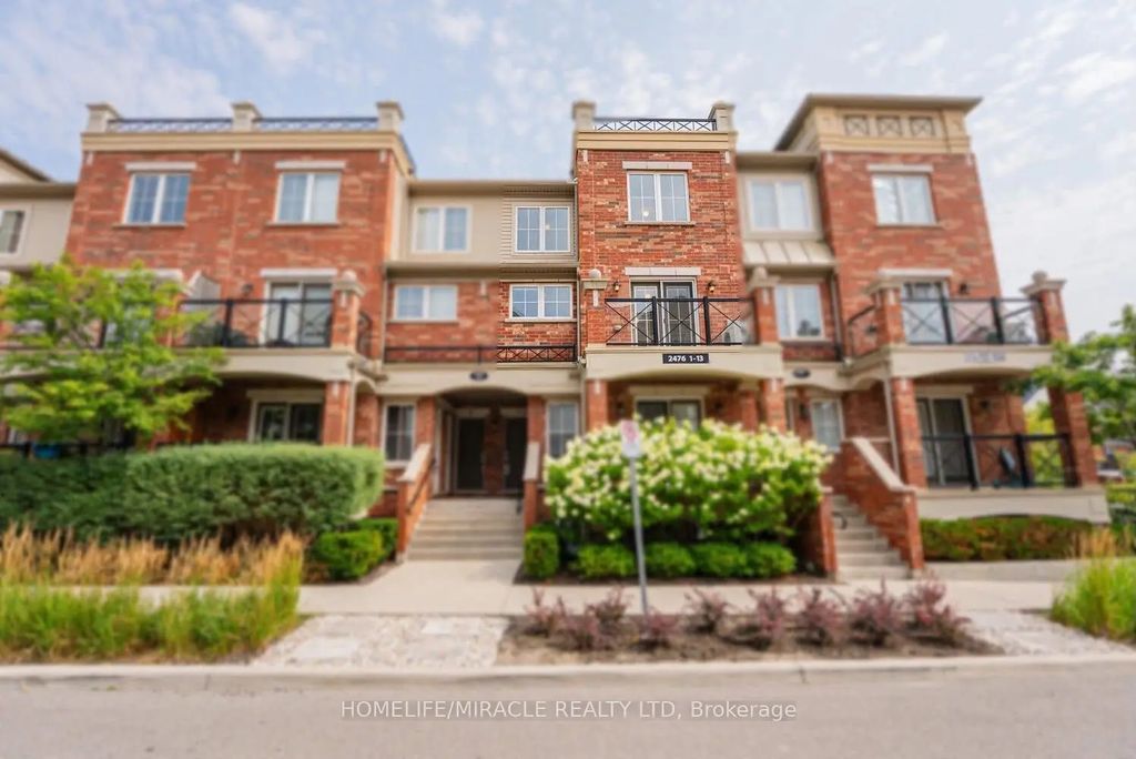 2476 Post Road 3, Oakville