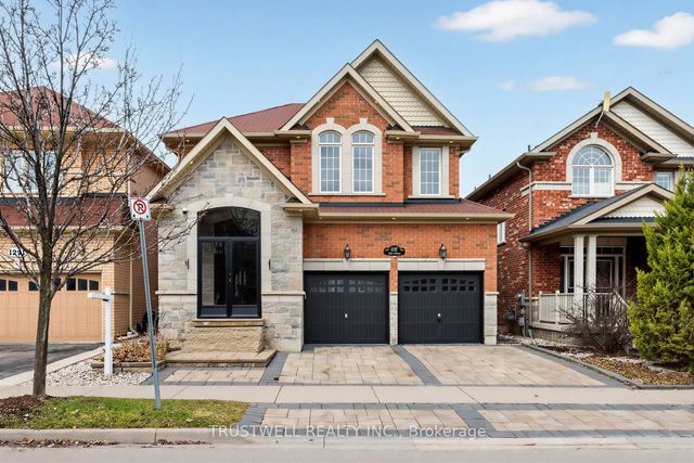 1295 Sim Place, Milton