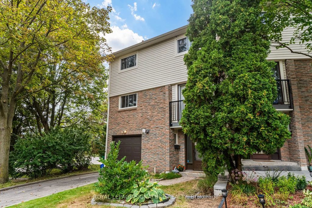7251 Copenhagen Road 16, Mississauga