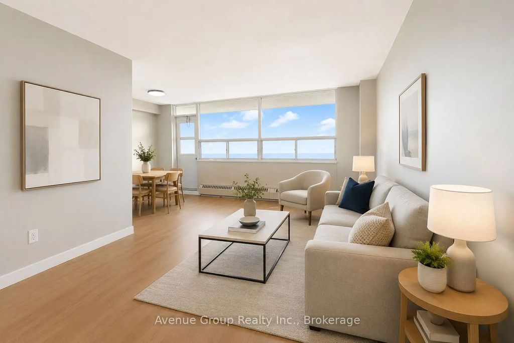 50 Driftwood Avenue 1406, Toronto W05