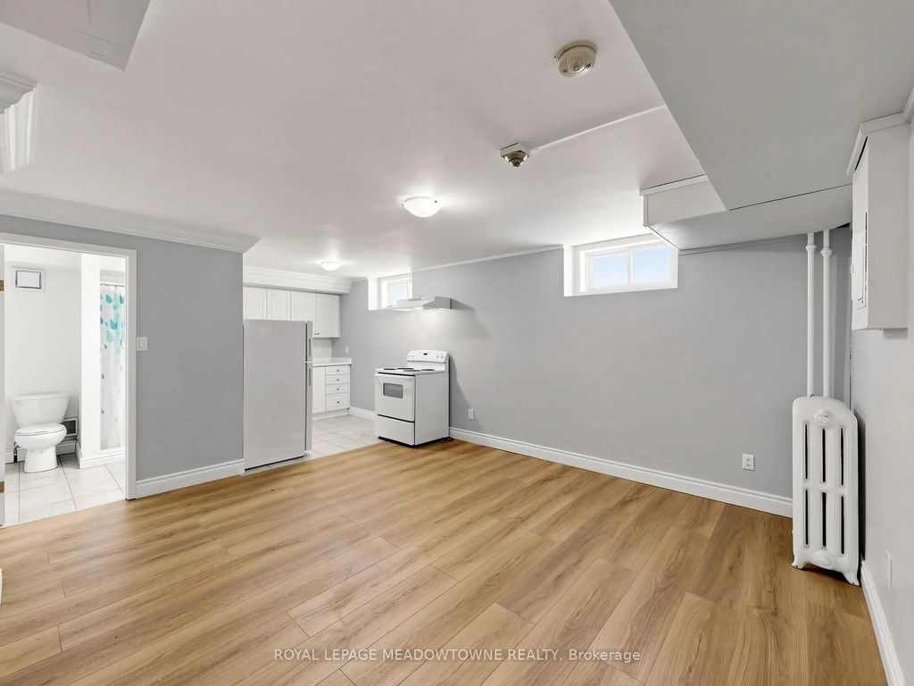70 Mill Street 5, Halton Hills