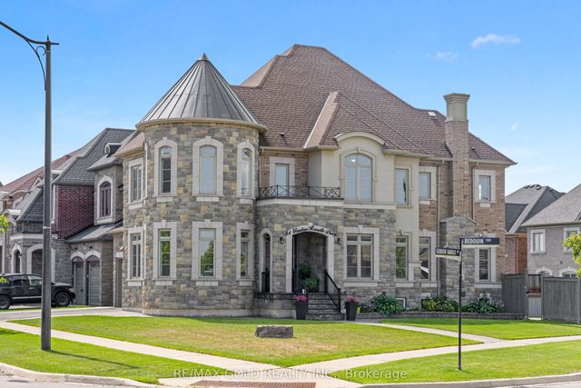 54 Gordon  Randle Drive, Brampton