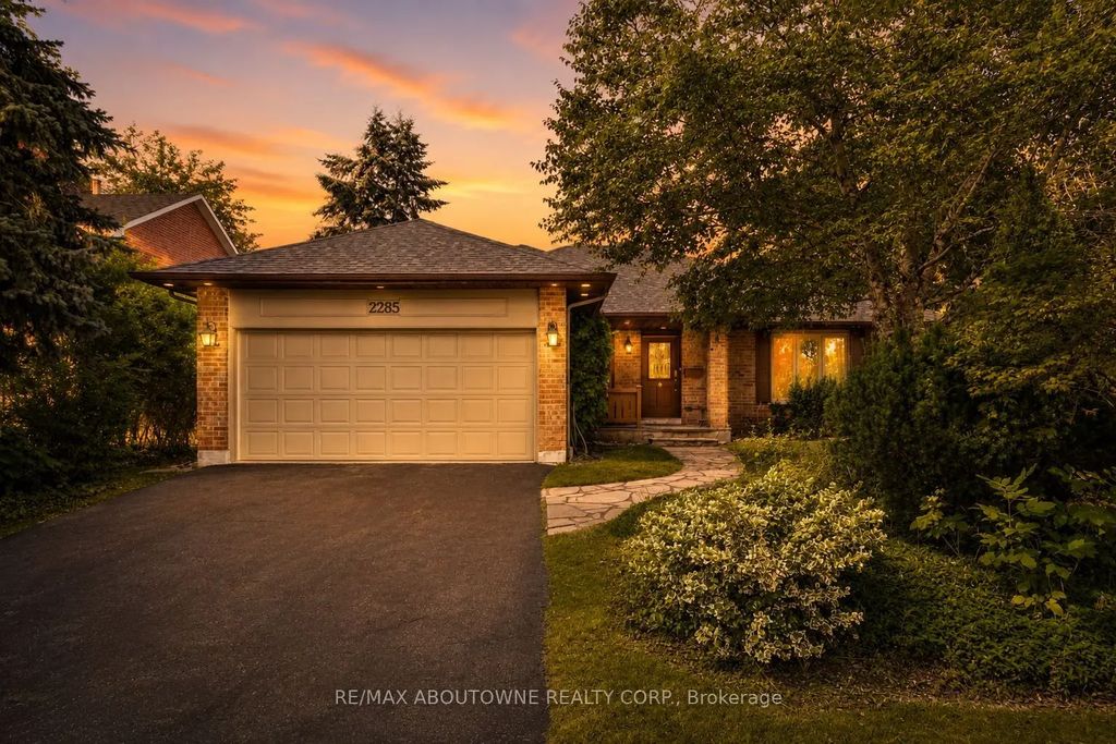 2285 Dunedin Road, Oakville
