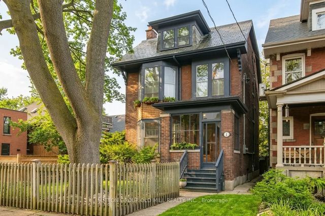 1 Algonquin Avenue, Toronto W01