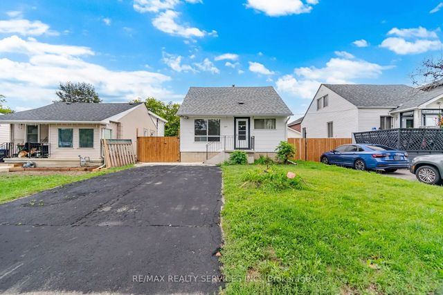 3051 Churchill Avenue, Mississauga