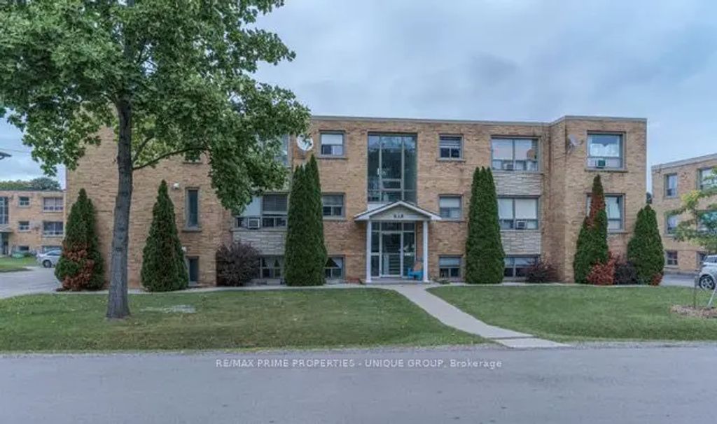 183 Maurice Drive, Oakville