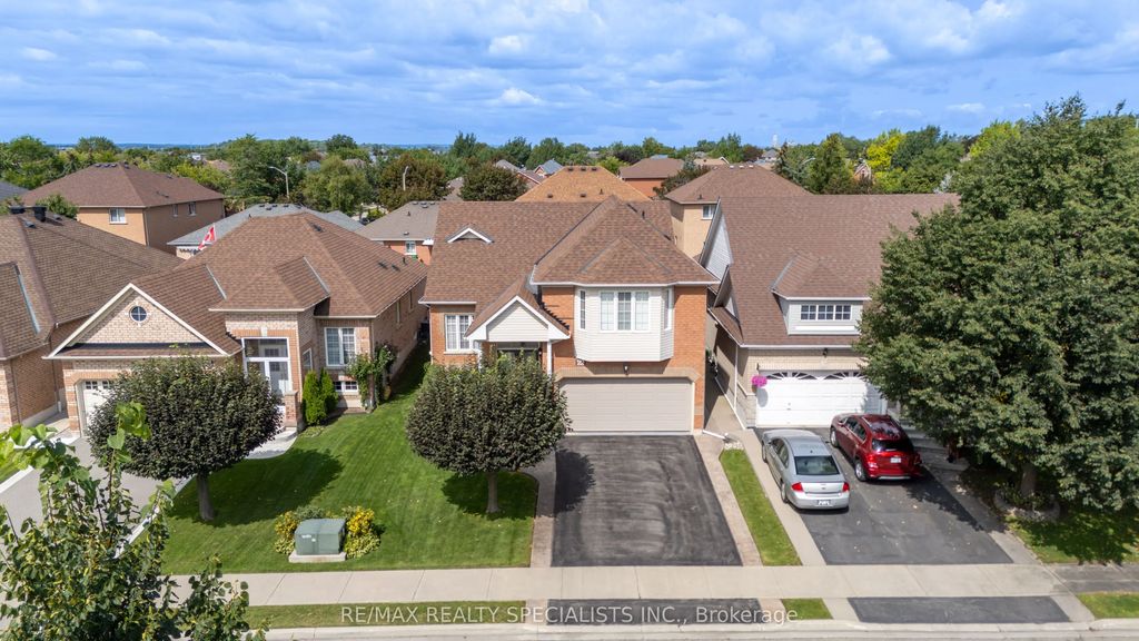 66 Ryegrass Crescent, Brampton