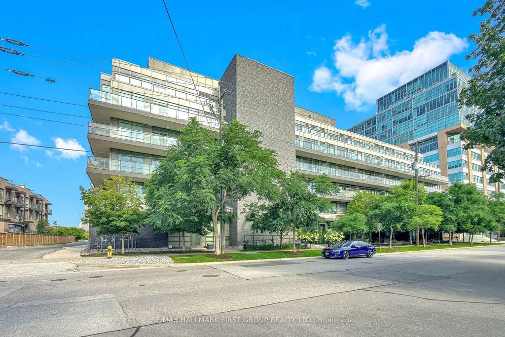 8 Fieldway Road 505, Toronto W08