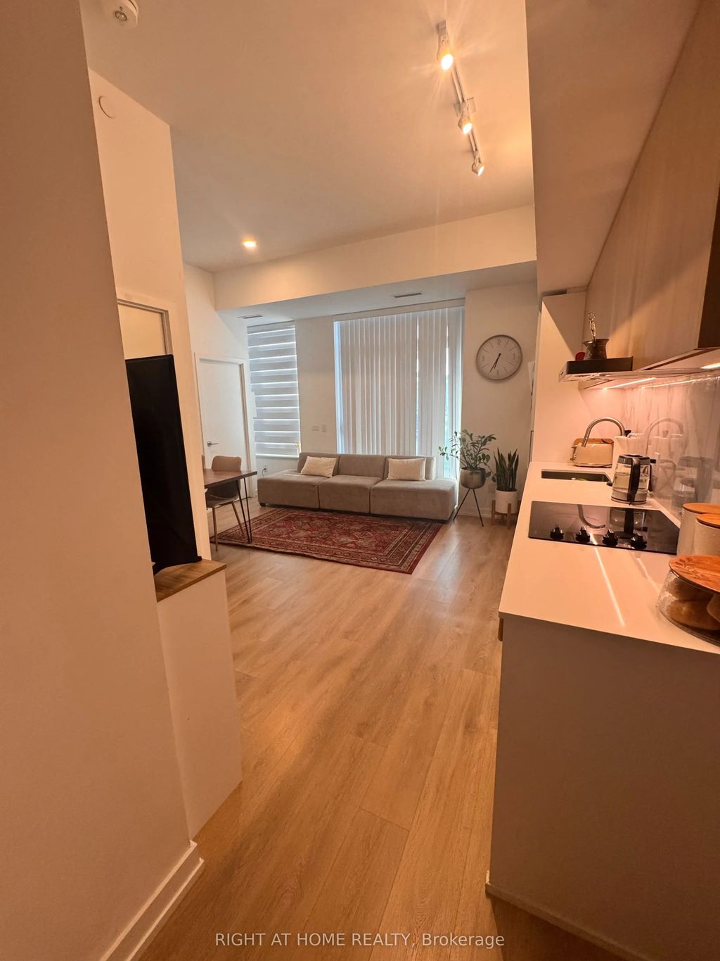 1100 Sheppard Avenue W 119, Toronto W05