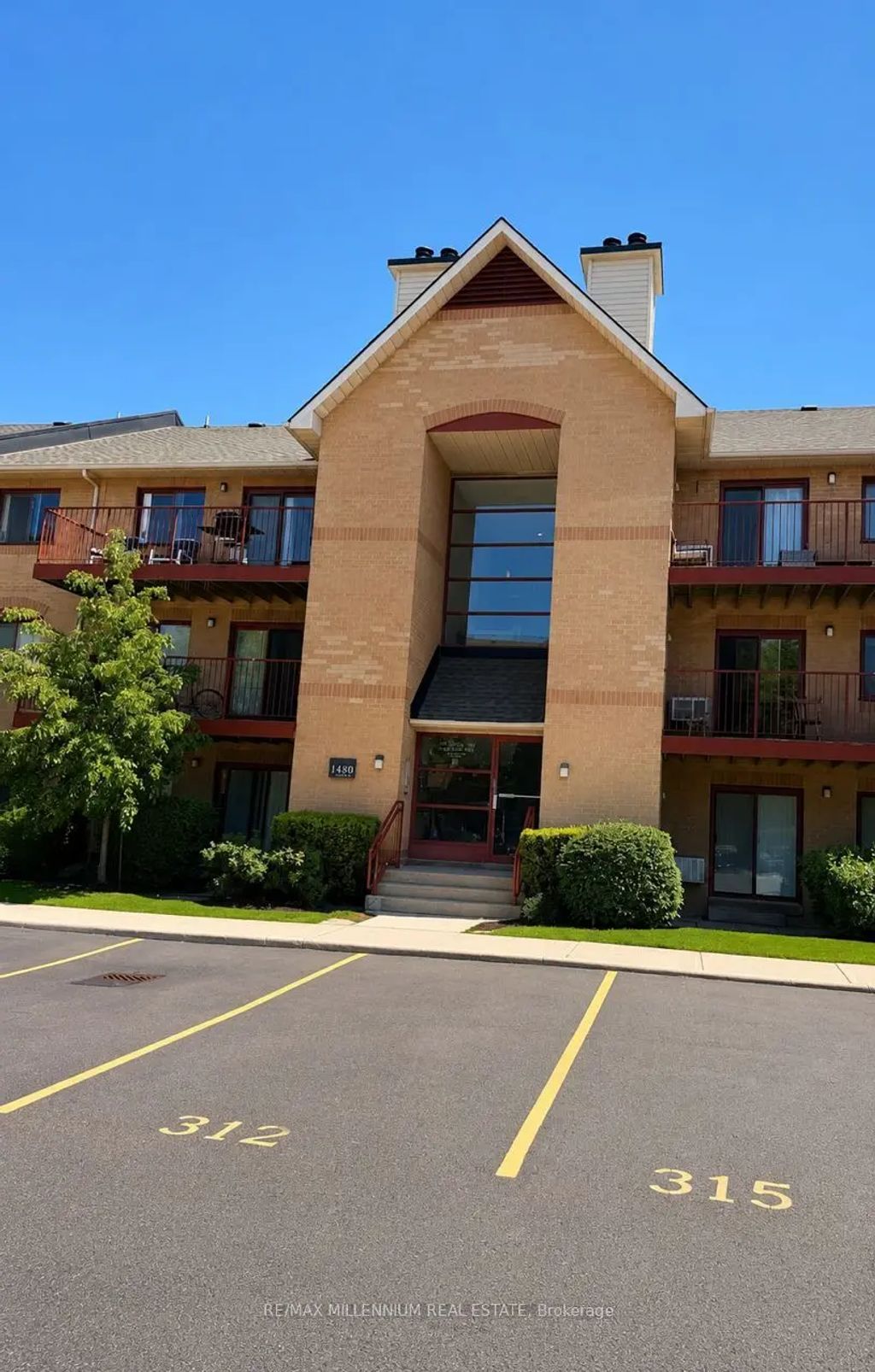 1480 Pilgrims Way 1613, Oakville