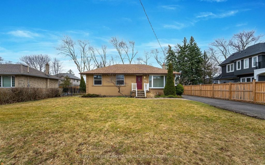2036 Constance Drive, Oakville