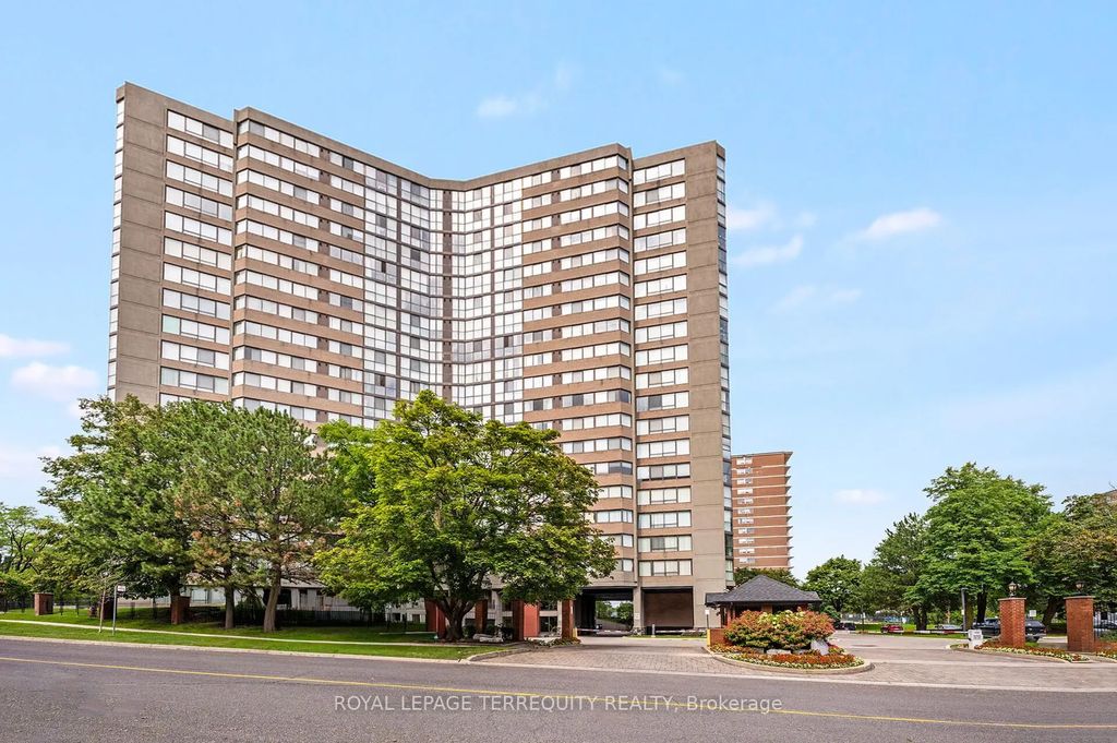 40 Richview Road 2002, Toronto W09