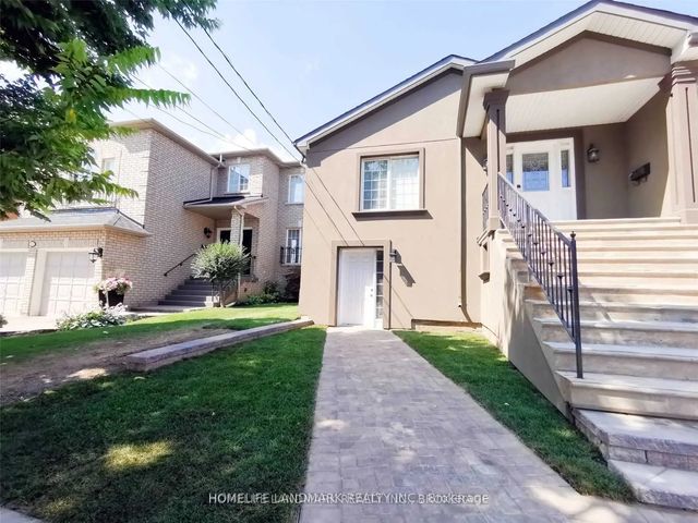 288 Maple Leaf Drive Basement, Toronto W04