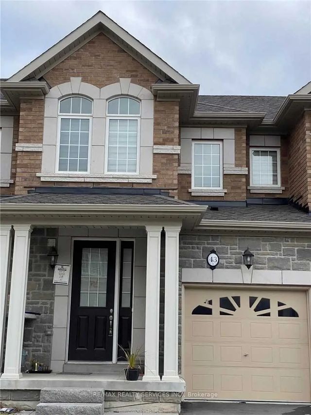 43 Hogan Manor Drive, Brampton