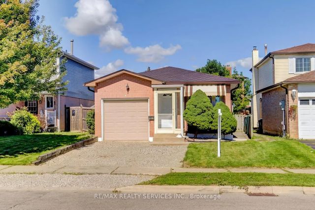 41 Greenleaf Crescent, Brampton