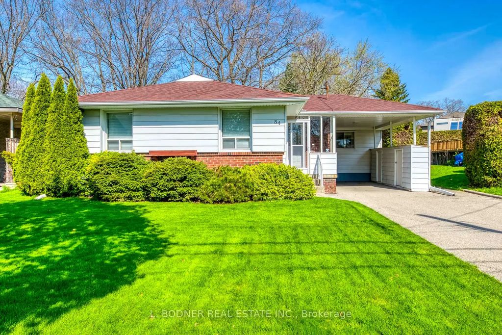 84 Ravenscrest Drive, Toronto W08