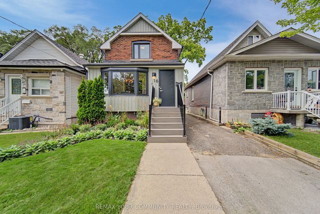 16 Cordella Avenue, Toronto W03