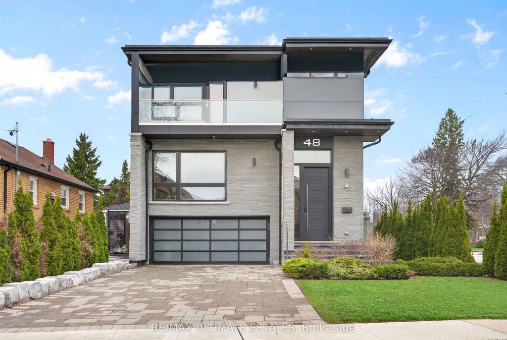 48 Cornelius Parkway, Toronto W04