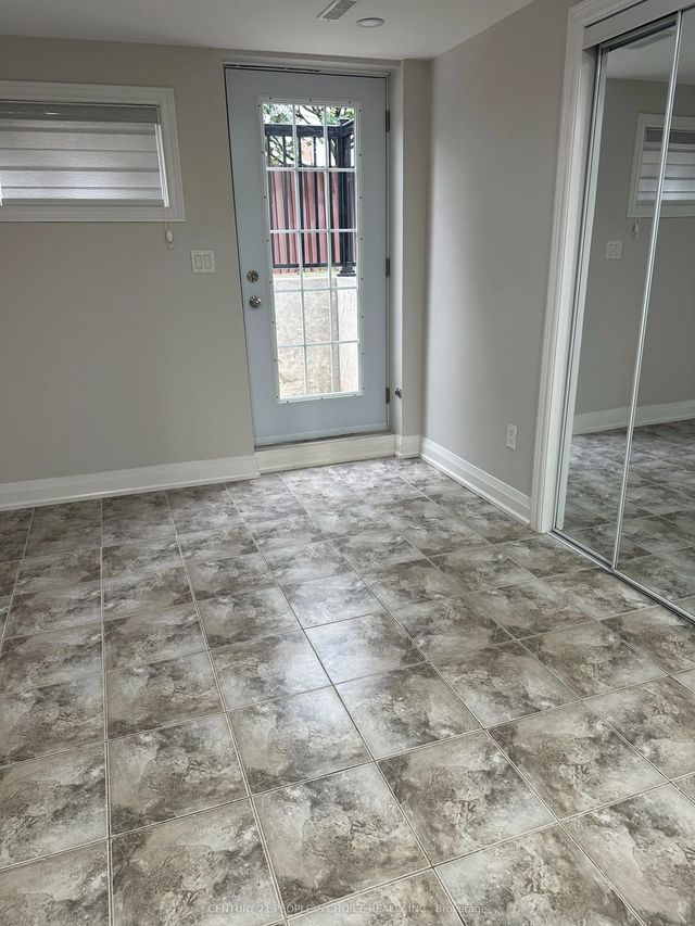 72 Cathcart Crescent Lower, Brampton