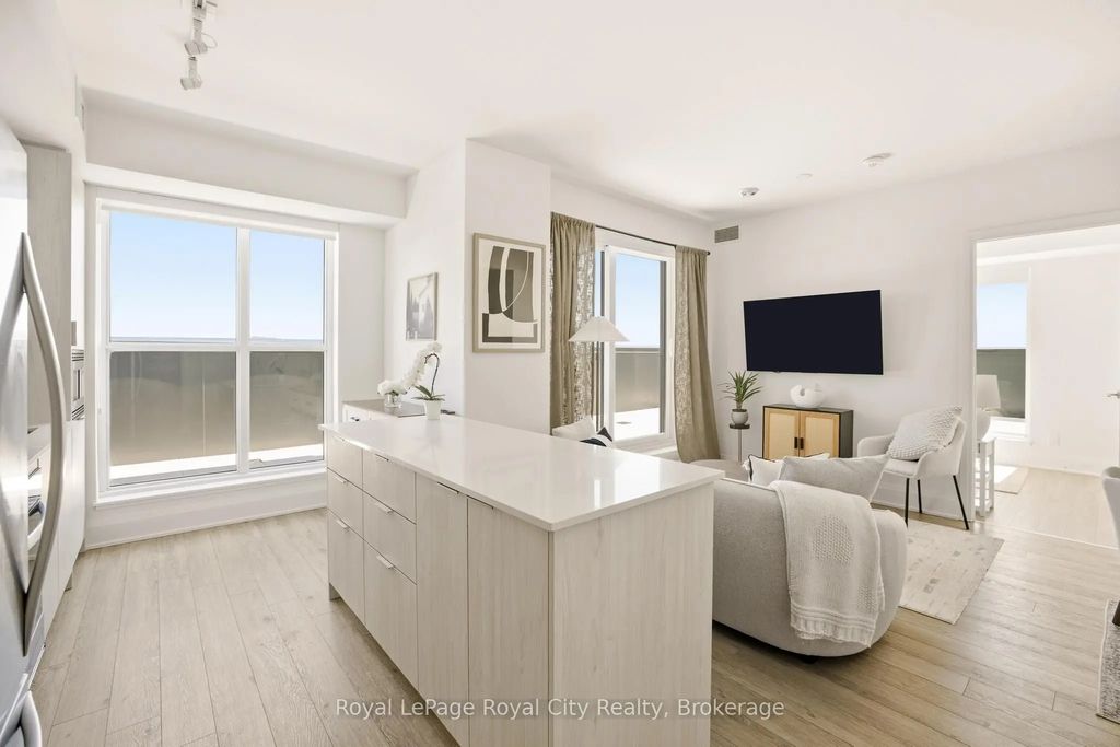3071 Trafalgar Road 604, Oakville