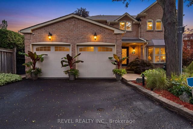 6624 Mockingbird Lane, Mississauga