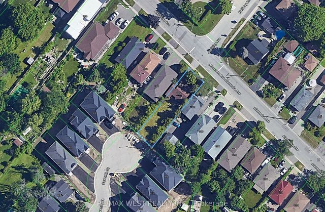 1304 Alexandra Avenue, Mississauga