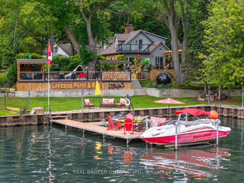 413 Indian Road, Burlington