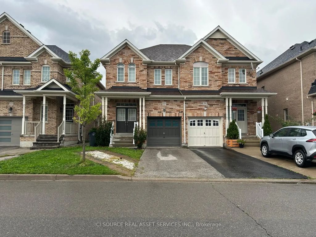 11 Pomell Trail Upper, Brampton