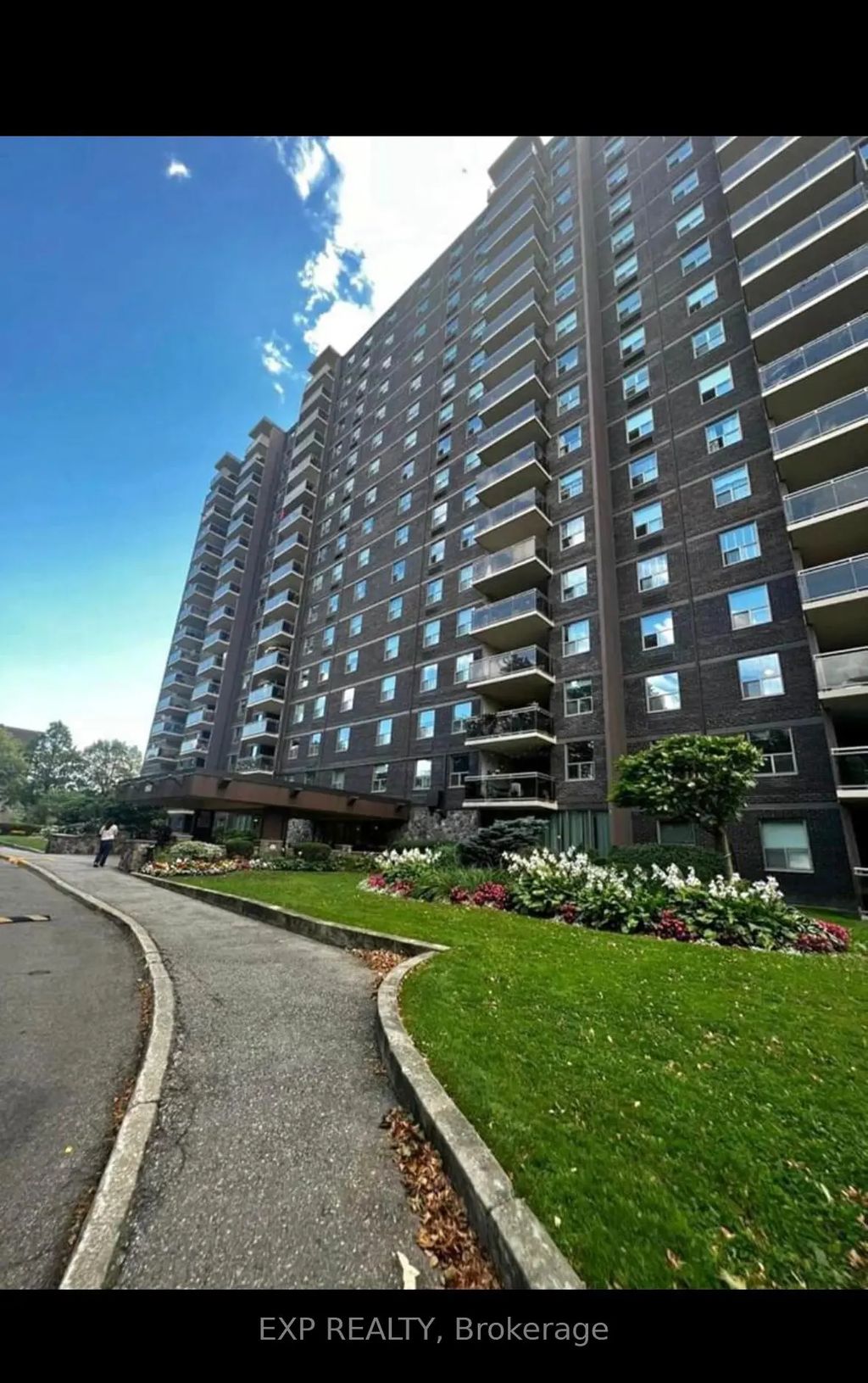 966 Inverhouse Drive 608, Mississauga