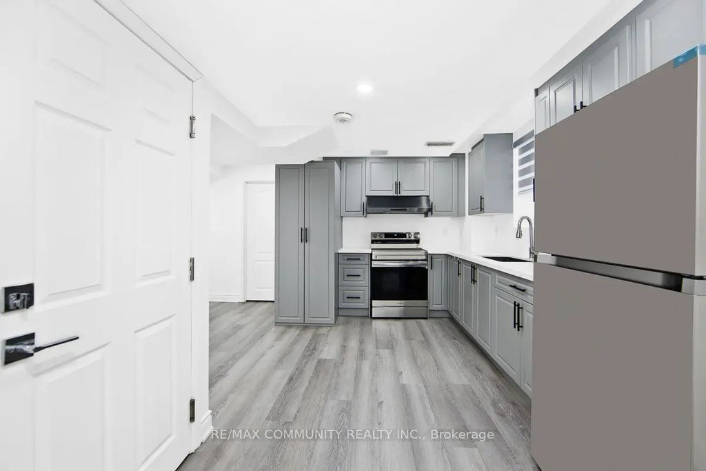 64 Fallstar Crescent Bsmt, Brampton