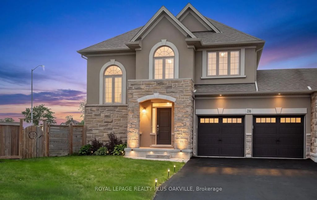 2386 Natasha Circle, Oakville