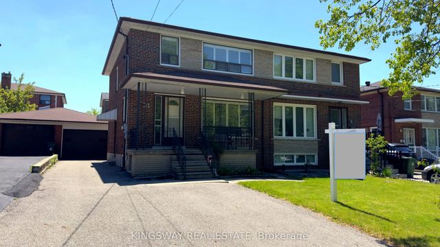 31 Quinan Drive, Toronto W04