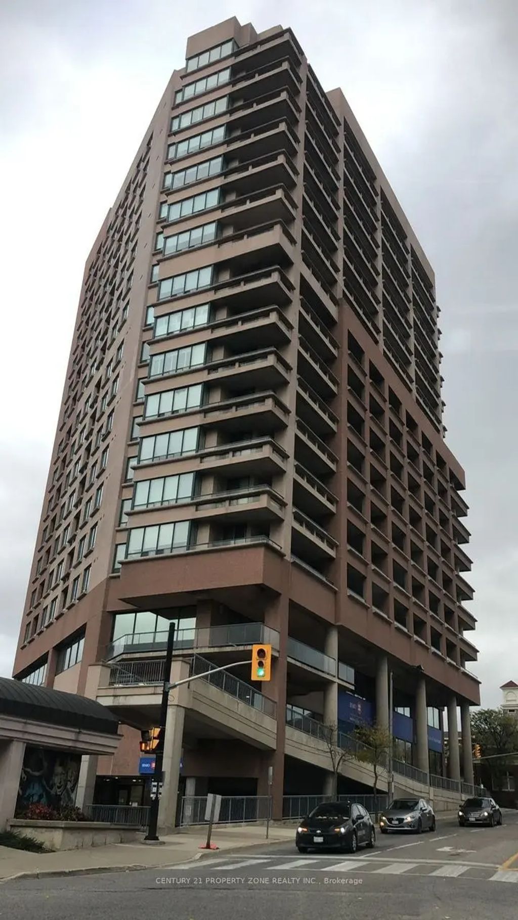 1 Belvedere Court 703, Brampton