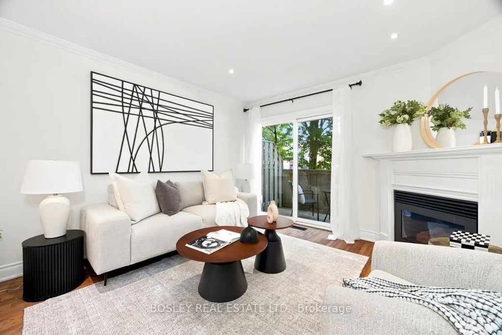 64 Old Mill Terrace 3, Toronto W07
