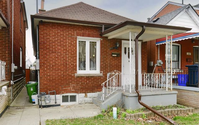 120 Earlscourt Avenue, Toronto W03