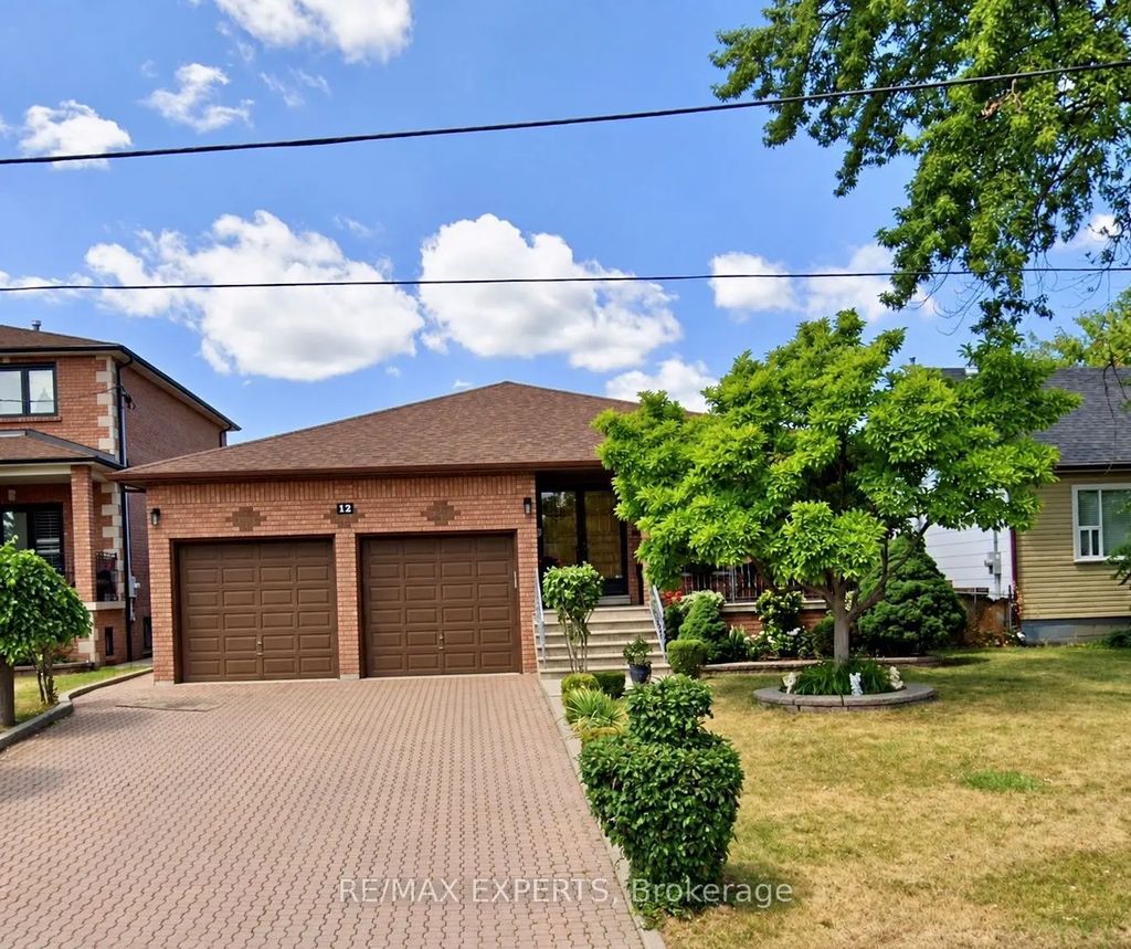 12 Endicott Avenue, Toronto W10