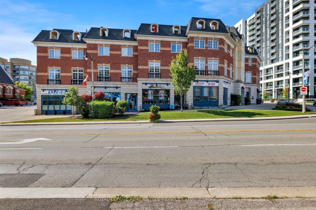 120 Bronte Road 7, Oakville