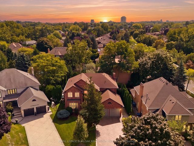 1820 Shady Creek Court, Mississauga