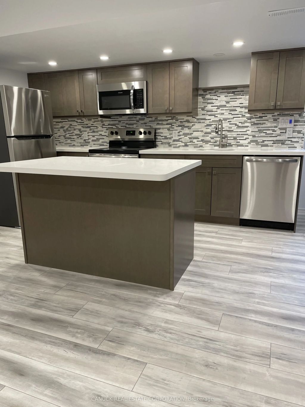 11 Navenby Crescent Lower Unit, Toronto W05