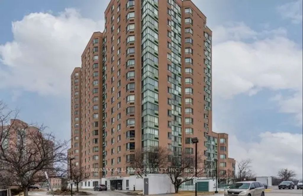 41 Markbrook Lane 1505, Toronto W10
