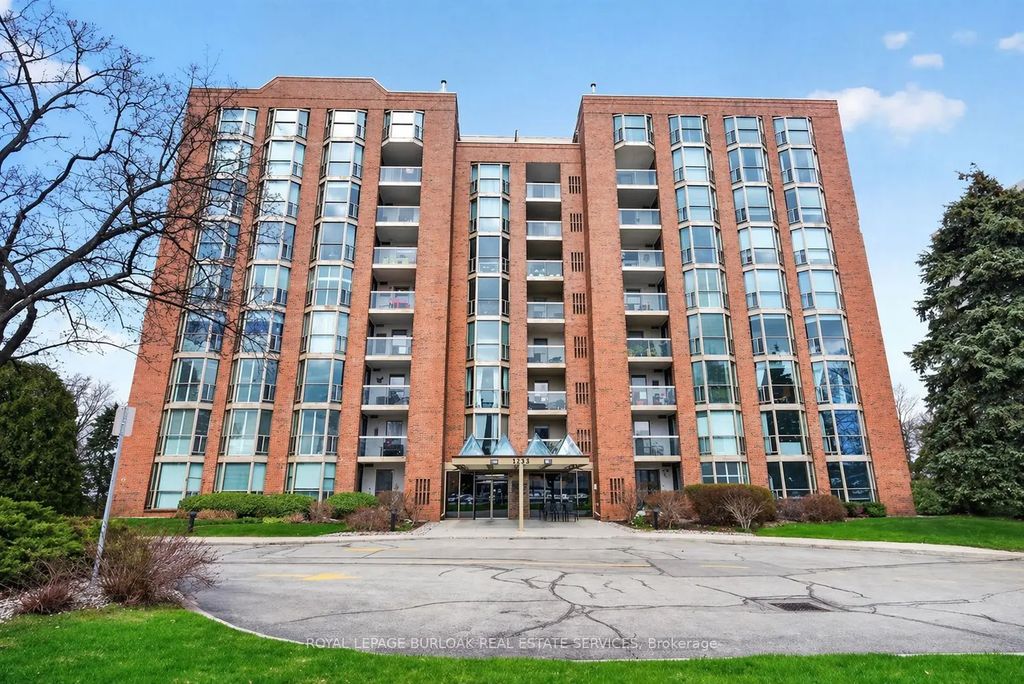 1225 North Shore Boulevard E 710, Burlington