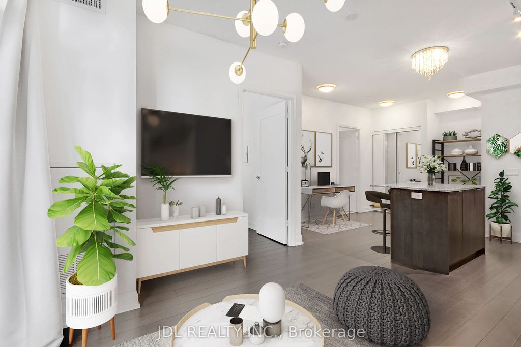 56 Annie Craig Drive 705, Toronto W06