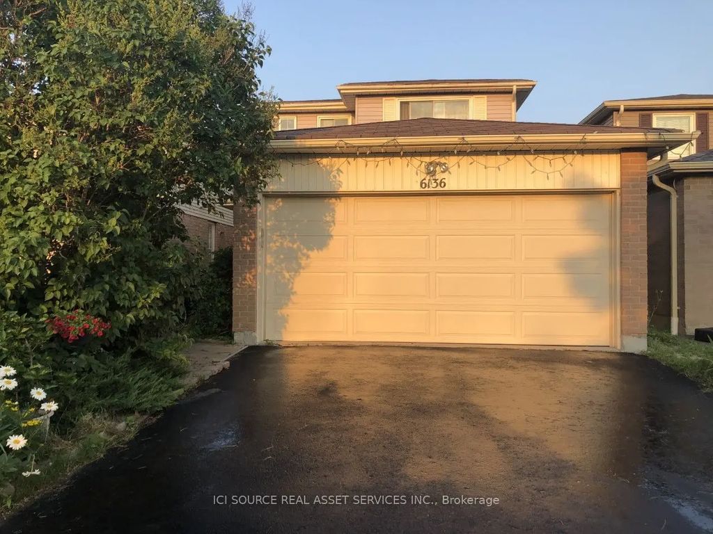 6136 Fullerton Crescent, Mississauga