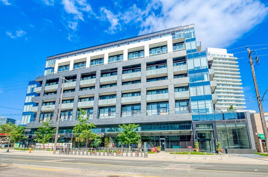 4208 Dundas Street W 411, Toronto W08