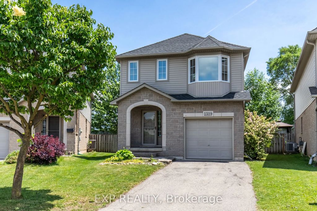 1319 Bonnie Court, Burlington