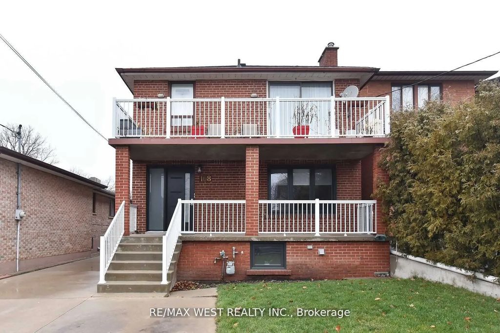 168 Strathnairn Avenue Main, Toronto W04