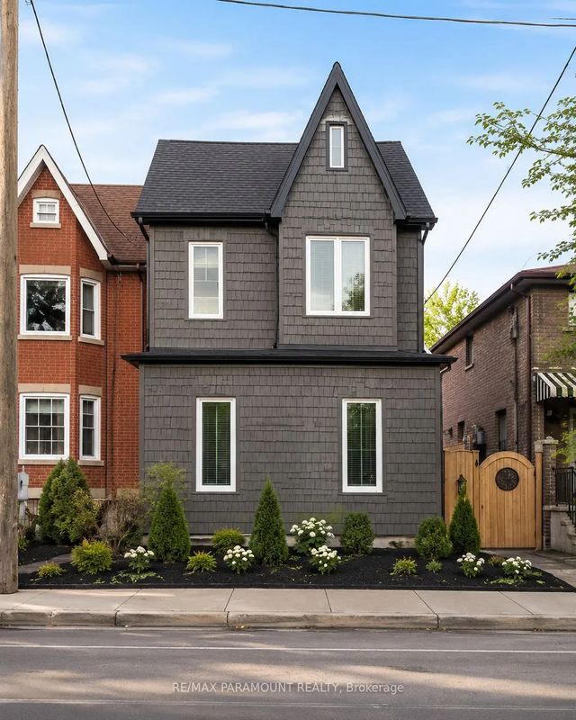 291 Pacific Avenue Main, Toronto W02