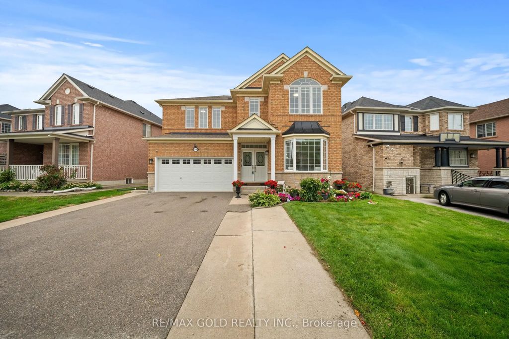28 Bottomwood Street, Brampton
