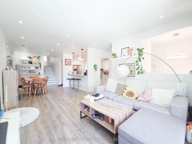 7553 Wildfern Drive, Mississauga