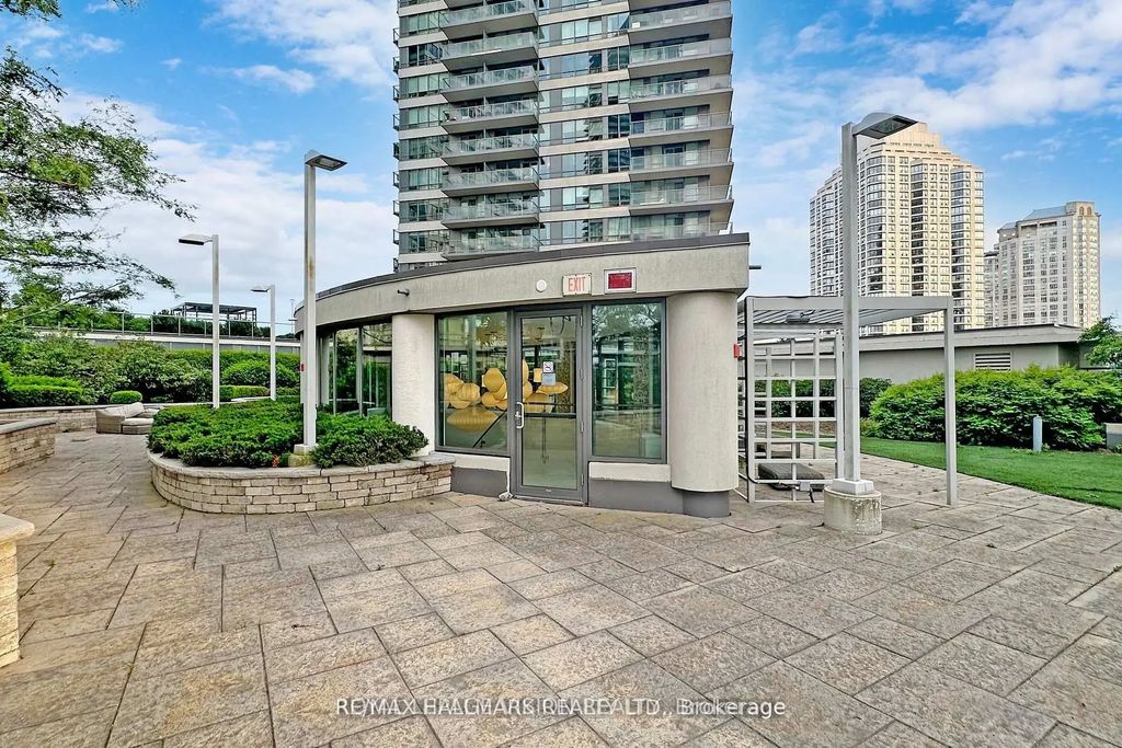 2240 Lake Shore Boulevard W 2907, Toronto W06